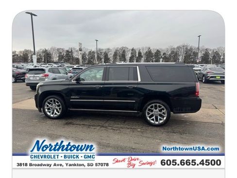 Used 2019 GMC Yukon XL Denali image 16