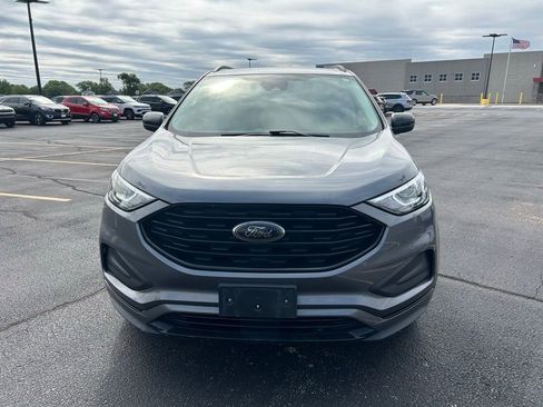 Used 2022 Ford Edge SE w/ Black Appearance Package AWD/4WD image 4