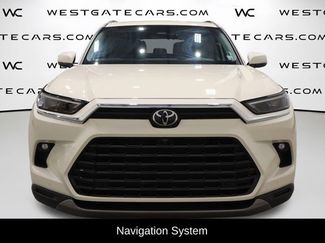 Used 2024 Toyota Grand Highlander FWD video 4