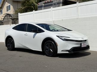 Certified 2025 Toyota Prius Plug-In Hybrid FWD video 2