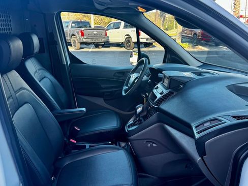 Used 2022 Ford Transit Connect XL image 7