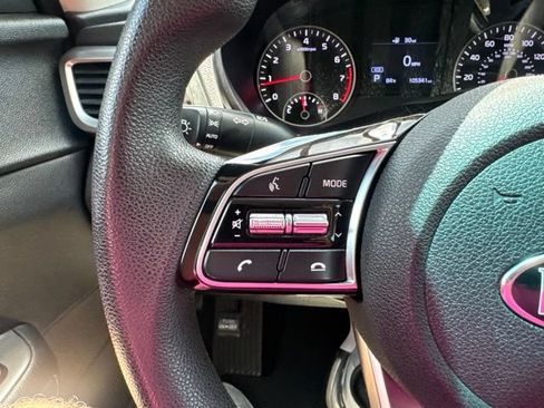 Used 2019 Kia Optima LX FWD image 21