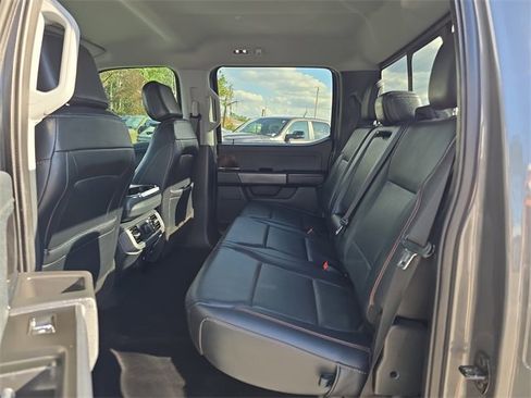 Used 2022 Ford F150 Lariat image 13