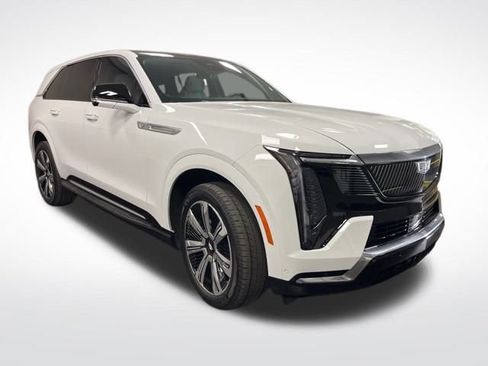 Used 2025 Cadillac Escalade IQ Luxury 1 image 8