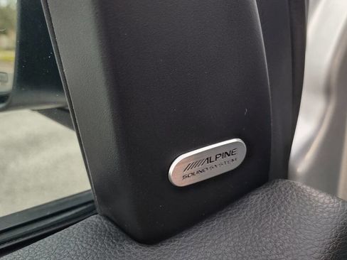 Used 2011 Dodge Journey Mainstreet w/ Popular Equipment Group image 12