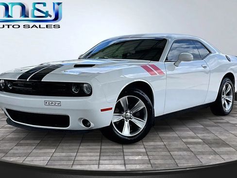 Used 2021 Dodge Challenger SXT w/ Blacktop Package RWD image 1