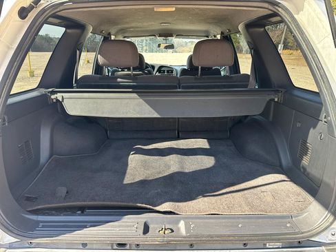Used 2000 Nissan Pathfinder XE image 20
