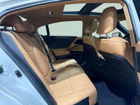 Used 2024 Lexus ES 350 Ultra Luxury image 28