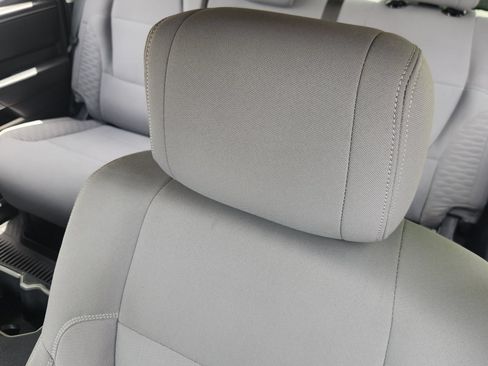 Used 2022 Toyota Tundra SR5 AWD/4WD image 25