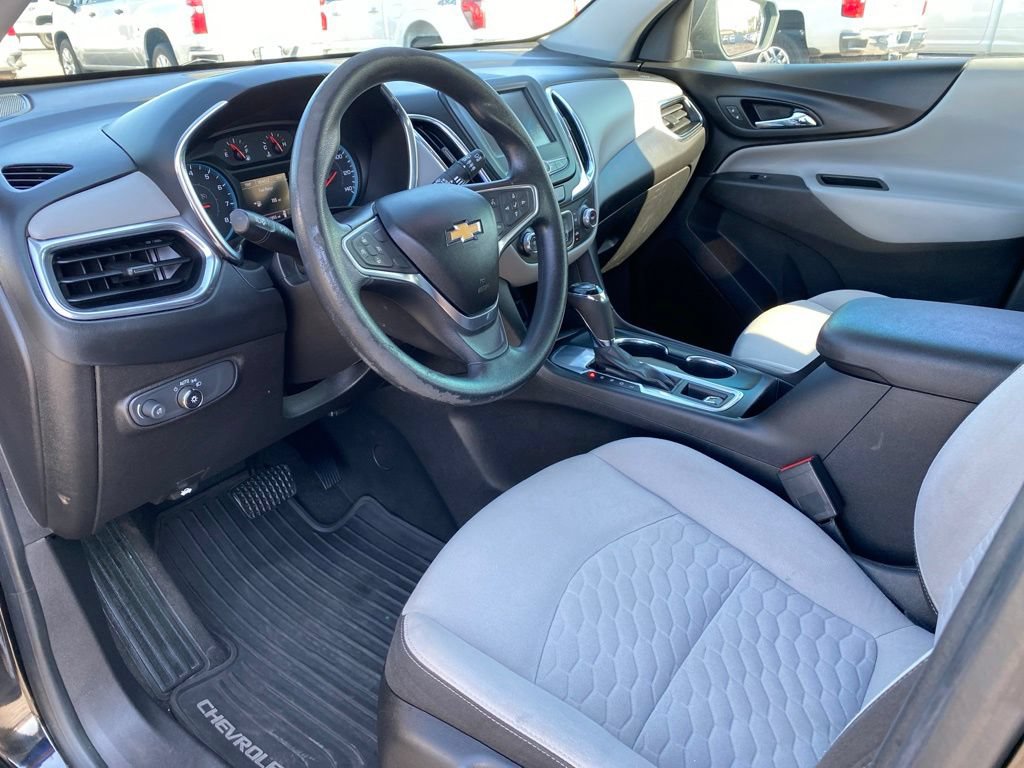 Used 2018 Chevrolet Equinox LS FWD image 17