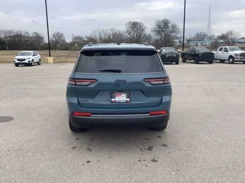 New 2026 Jeep Grand Cherokee L Limited w/ Limited Altitude Package image 6