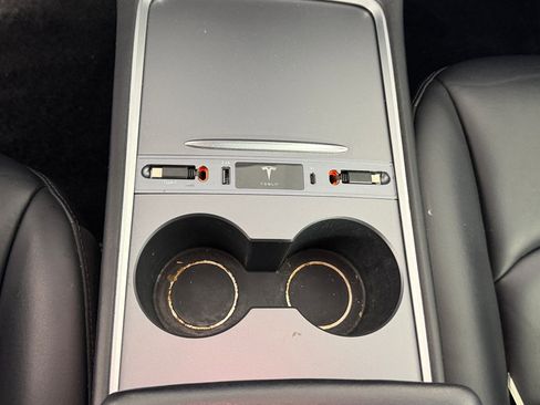 Used 2022 Tesla Model 3 RWD image 25