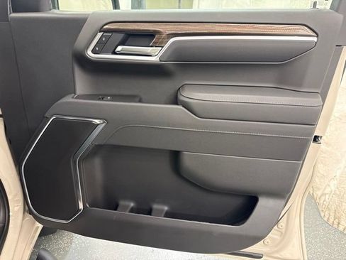 New 2026 Chevrolet Silverado 1500 RST w/ RST Select Package AWD/4WD image 15