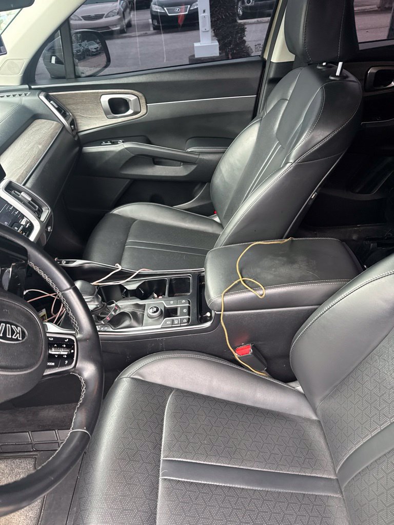 Used 2021 Kia Sorento EX FWD image 4
