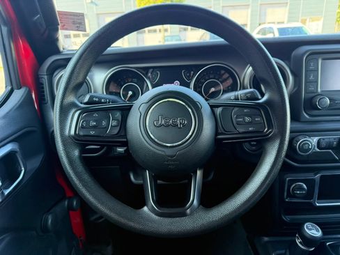 Used 2020 Jeep Wrangler Unlimited Sport AWD/4WD image 12