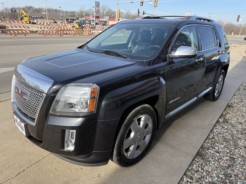 Used 2014 GMC Terrain Denali w/ Cargo Package image 5