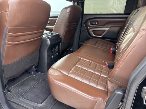 Used 2021 Nissan Titan Platinum Reserve w/ Moonroof Package image 13