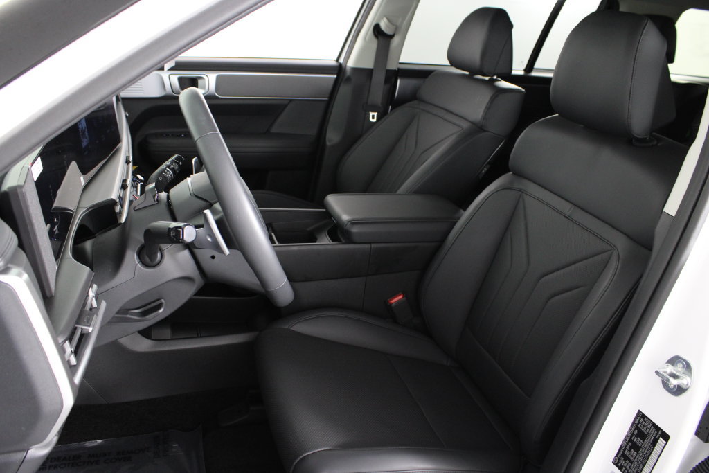 Used 2026 Hyundai Santa Fe SEL FWD image 21