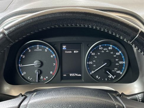 Used 2018 Toyota RAV4 XLE w/ Plus Extra Value Package AWD/4WD image 19