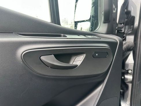Used 2025 Mercedes-Benz Sprinter 2500 image 13
