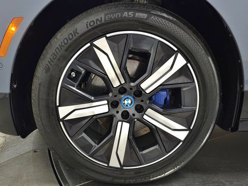 Certified 2024 BMW iX xDrive50 w/ Premium Package AWD/4WD image 14