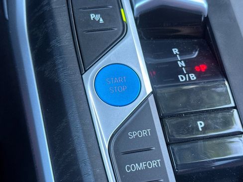 Certified 2023 BMW i4 eDrive35 image 32