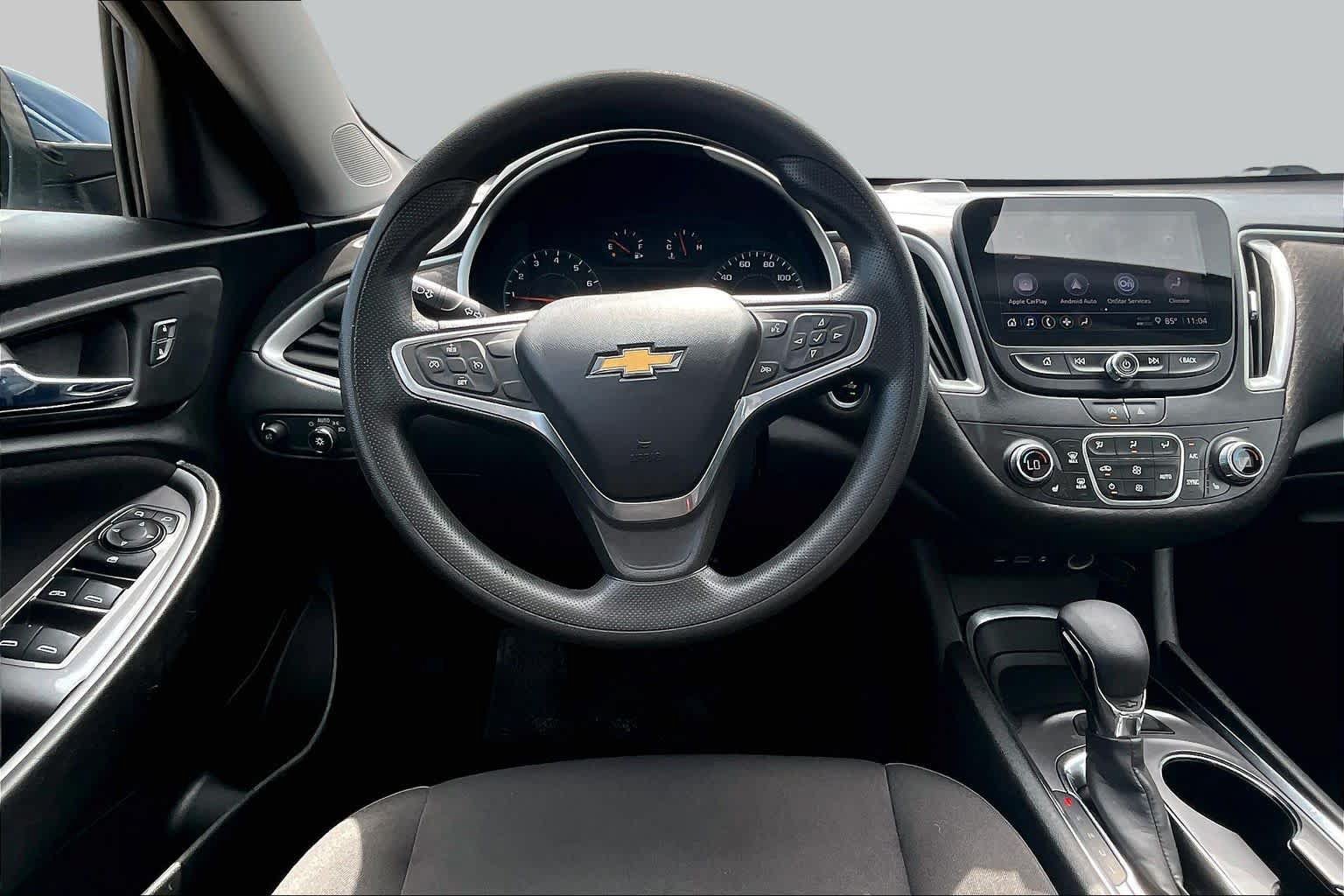 Used 2022 Chevrolet Malibu LT FWD image 6