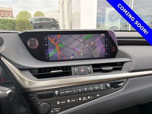 Used 2020 Lexus ES 350 w/ Premium Package image 2