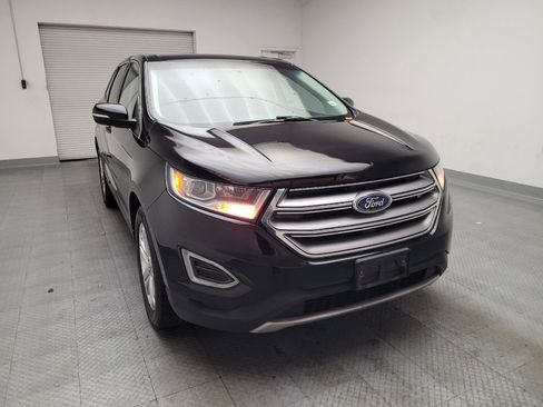 Used 2018 Ford Edge Titanium FWD image 14