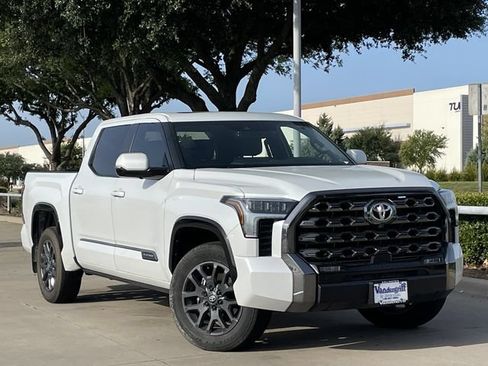 Used 2025 Toyota Tundra Platinum AWD/4WD image 2