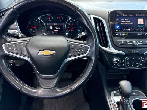 Certified 2022 Chevrolet Equinox LT AWD/4WD image 17