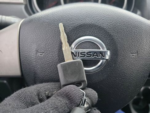 Used 2010 Nissan Versa 1.8 S image 34