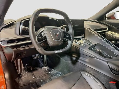 Used 2025 Chevrolet Corvette Z06 RWD image 11