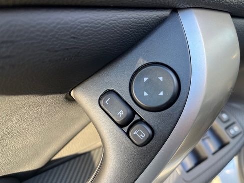 New 2024 Mitsubishi Eclipse Cross SE image 18