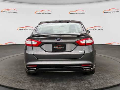 Used 2016 Ford Fusion SE AWD/4WD image 9