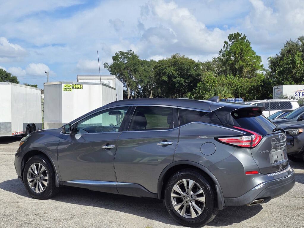 Used 2018 Nissan Murano SV AWD/4WD image 7