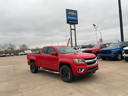 Used 2018 Chevrolet Colorado W/T w/ WT Convenience Package image 7