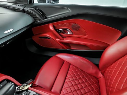 Used 2018 Audi R8 V10 plus AWD/4WD image 35