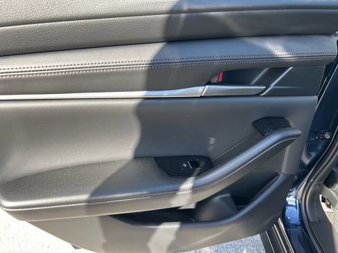 Certified 2025 MAZDA MAZDA3 s image 13