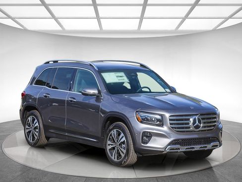 New 2026 Mercedes-Benz GLB 250 4MATIC image 5