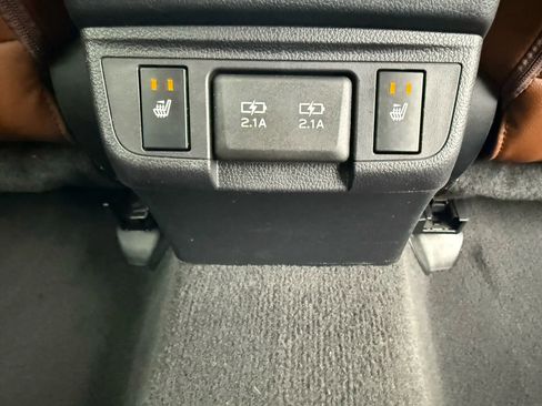 Used 2019 Subaru Outback 2.5i Touring image 27