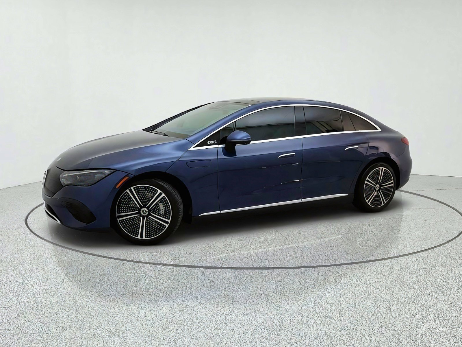 Certified 2023 Mercedes-Benz EQE 350+ Sedan w/ Pinnacle Trim Package image 15