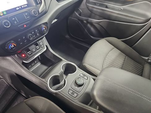 Used 2019 GMC Terrain SLE w/ Driver Convenience Package AWD/4WD image 30