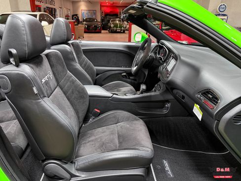 Used 2023 Dodge Challenger SRT Hellcat image 16