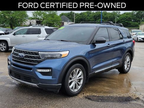Certified 2020 Ford Explorer XLT w/ Equipment Group 202A RWD image 2