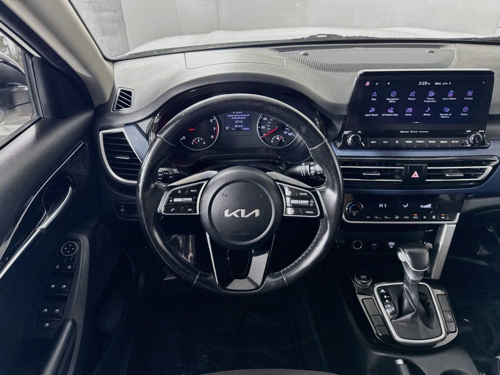 Used 2022 Kia Seltos S FWD image 23