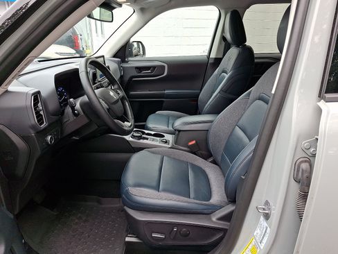 Used 2022 Ford Bronco Sport Outer Banks w/ Tech Package AWD/4WD image 15