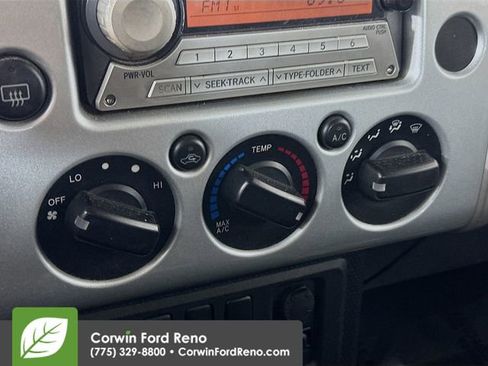 Used 2008 Toyota FJ Cruiser 4WD image 14