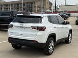 Used 2022 Jeep Compass Latitude w/ Sun and Sound Group image 4