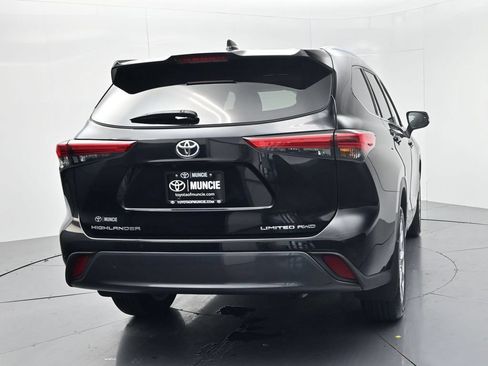 Used 2023 Toyota Highlander Limited AWD/4WD image 7